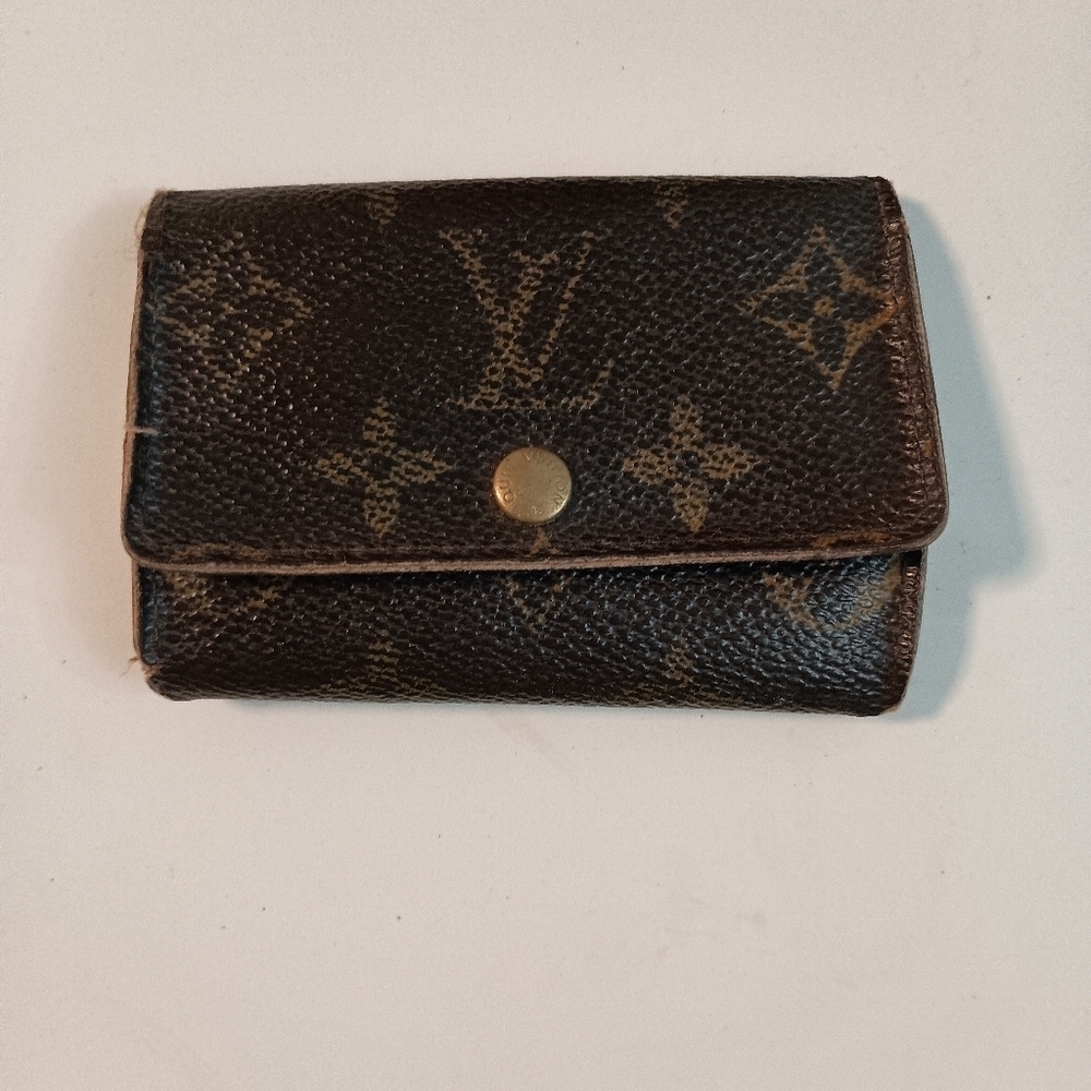 Authentic LOUIS VUITTON Monogram Multicles 6 Key Case Brown As - Picture 1 of 14